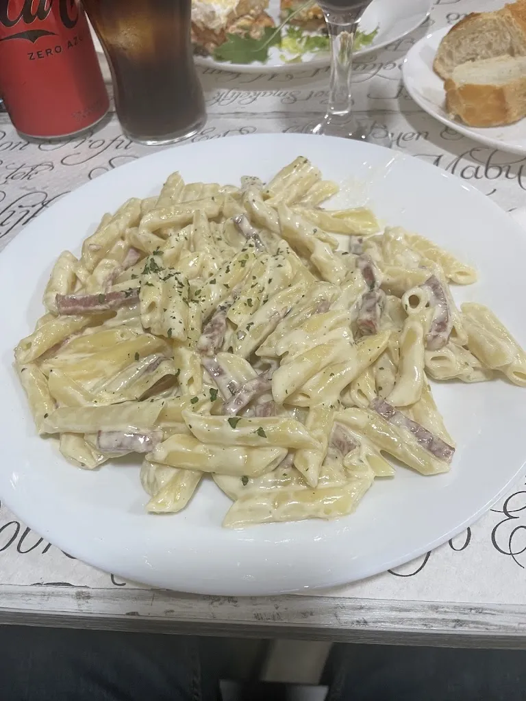 Bar Restaurant Claudia_Bagà_slider_image_3