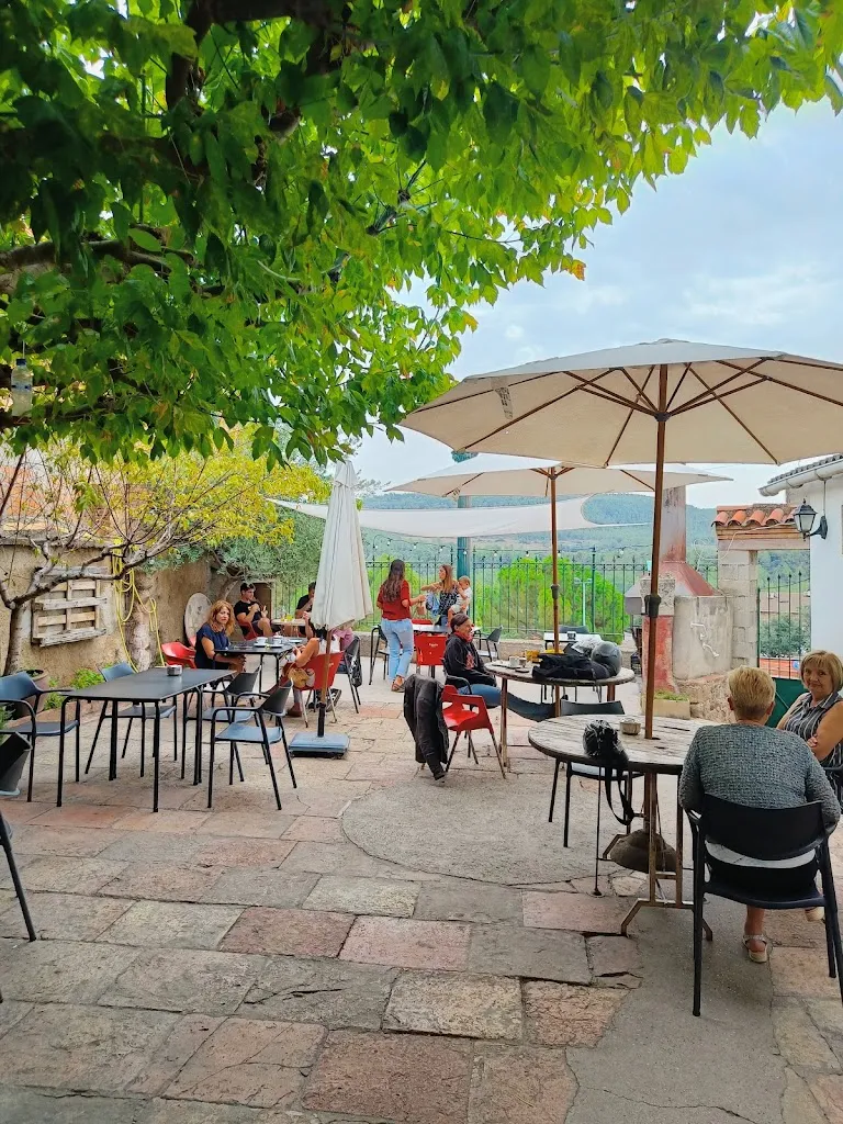 Bar Casino restaurant in Balsareny