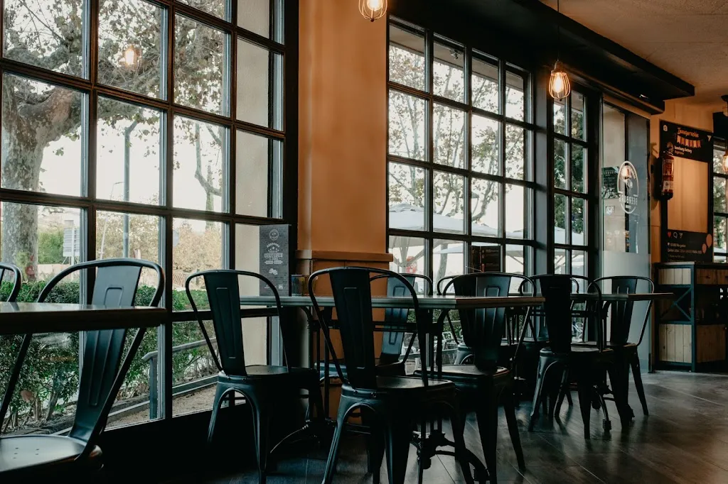 Beerburg Factory restaurant in Argentona