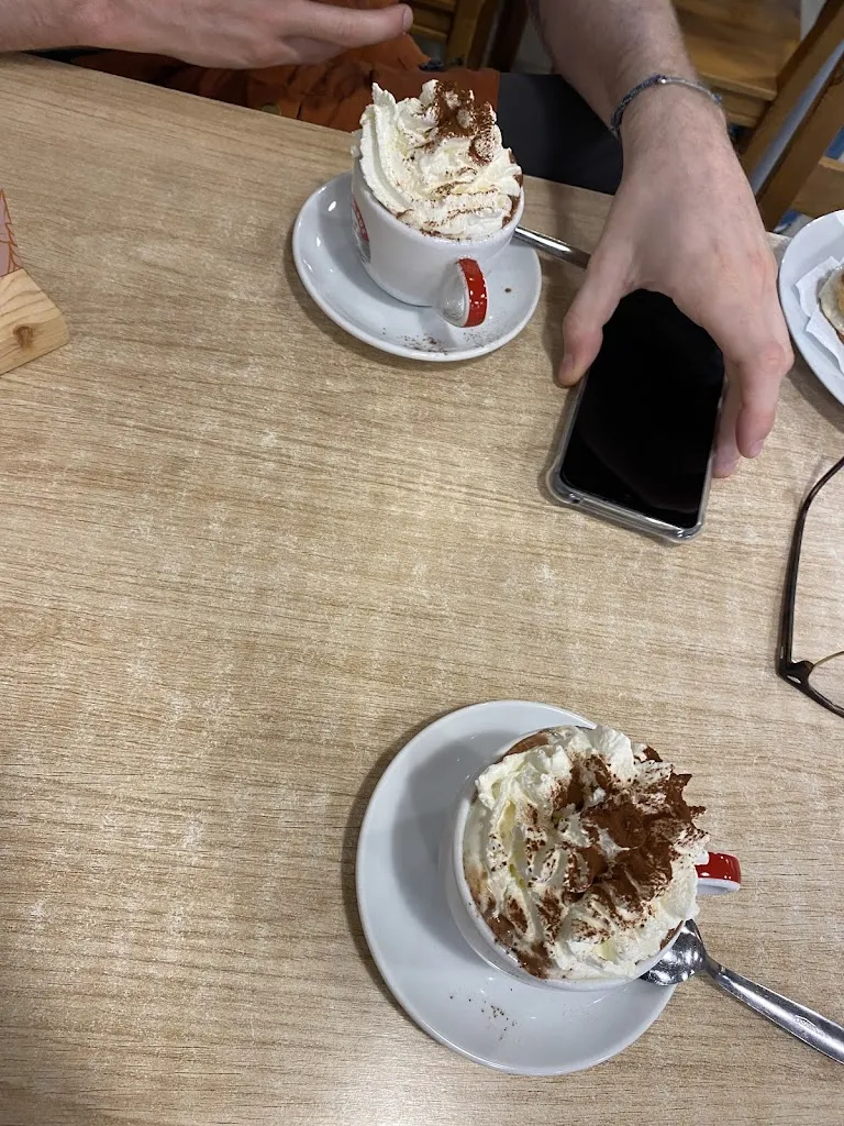 El Tramvia - Fleca Casas_Argentona_slider_image_3