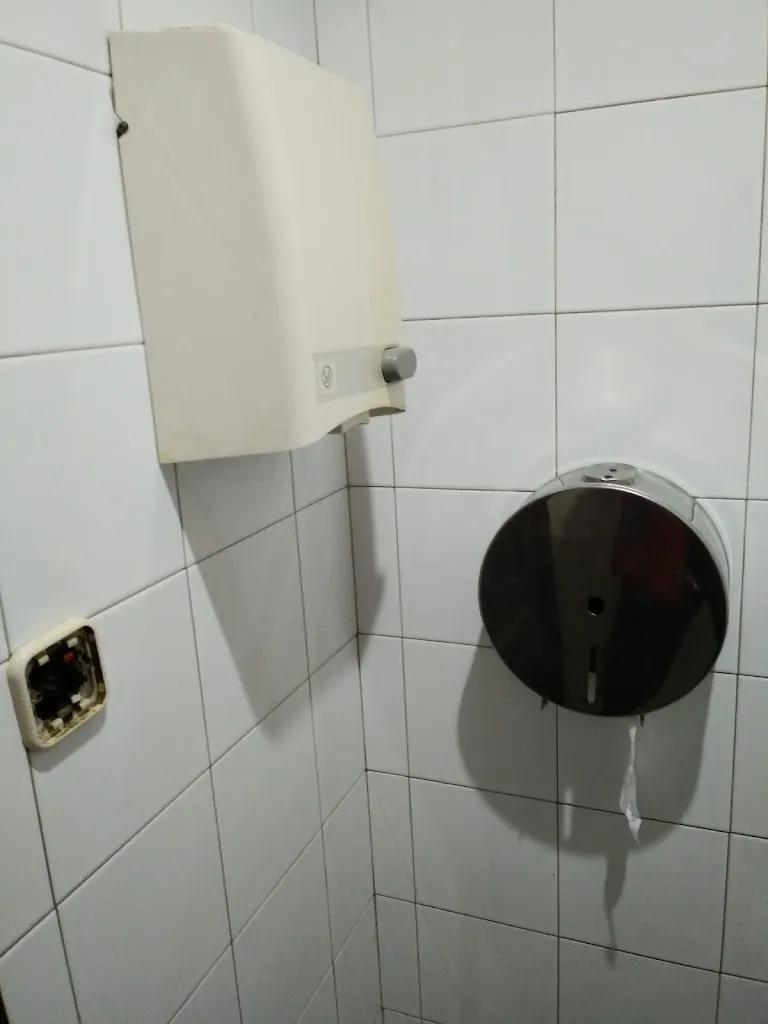 Isi Btt_Bar Wei Li_Argentona_recensione