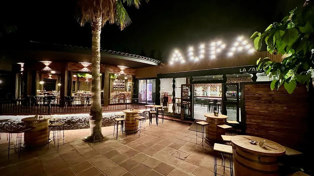 AUPA Restaurant Rostidoria restaurant in Argentona