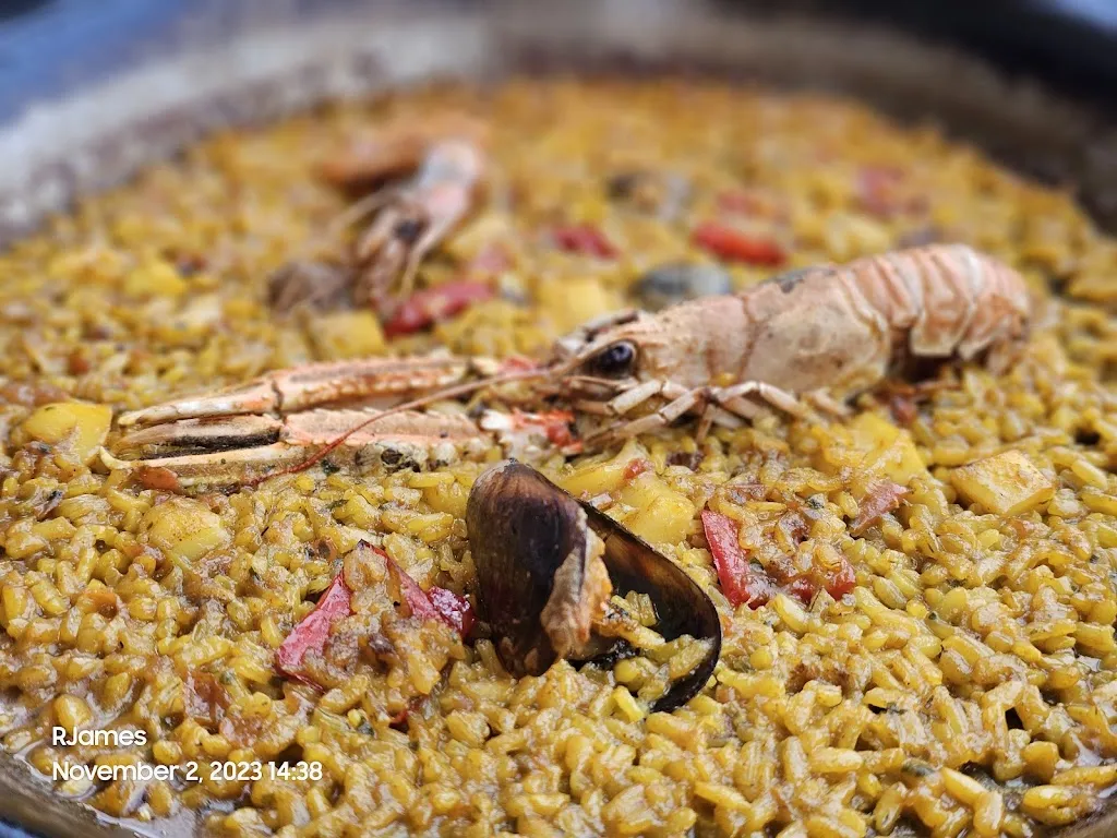 Robert James Rivera_L'altre Can Mario's_Badalona_review