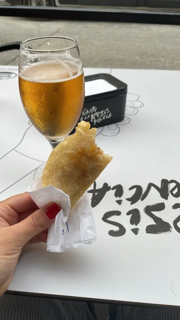 Nancy Fernández_Café Bar Fontana._Negreira_review