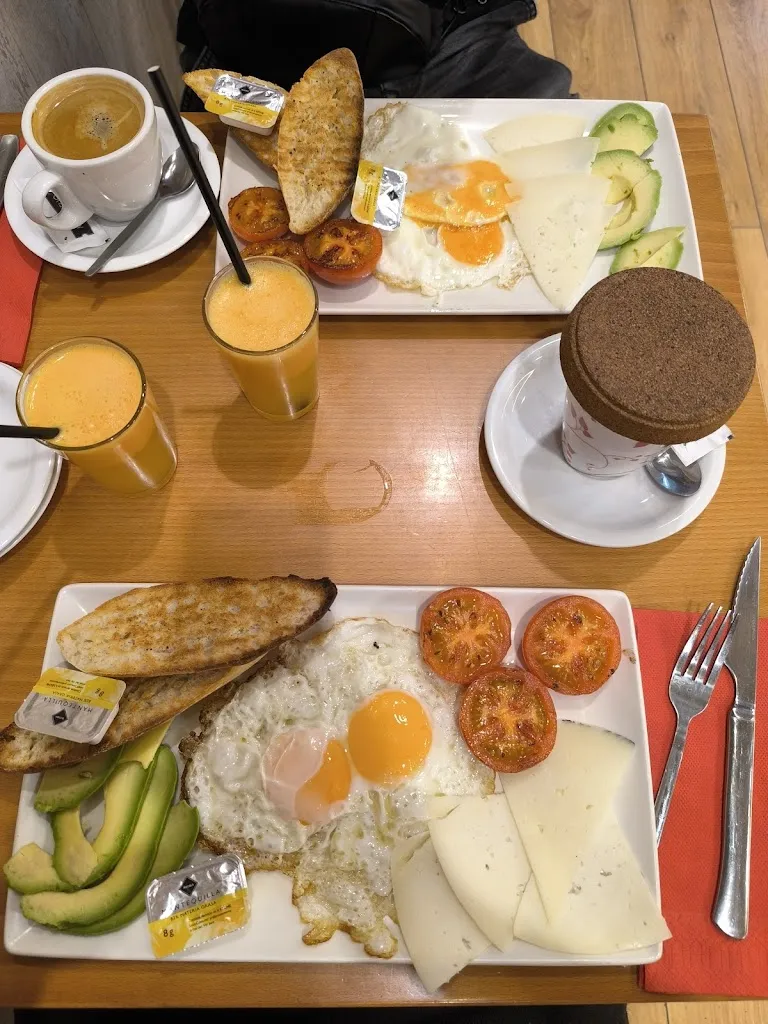 A Horani_El Cafè de les Antípodes_Badalona_review