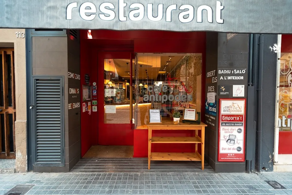 El Cafè de les Antípodes restaurant in Badalona