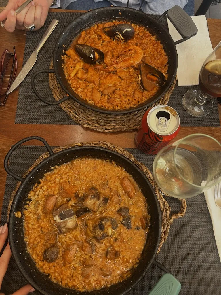 Raquel Gil Ferré_Què s'hi cou_Badalona_review