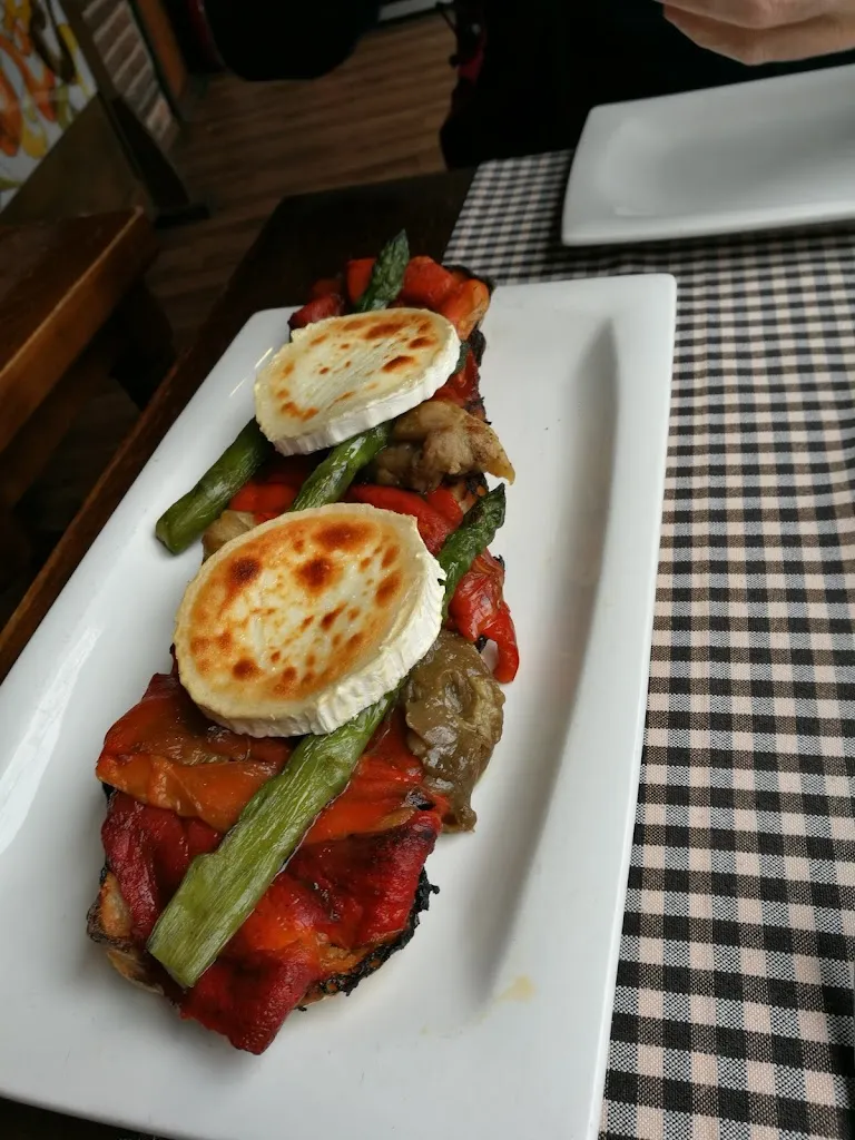 Yoshi_Can Pelat_Badalona_recensione