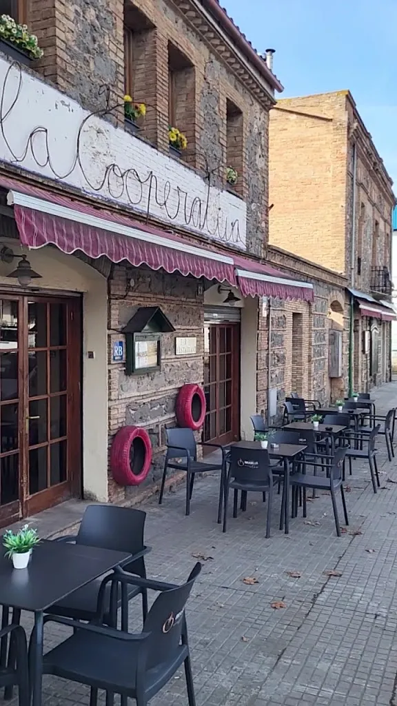 Marcos Garcia Plaza_La Cooperativa_Balenyà_review