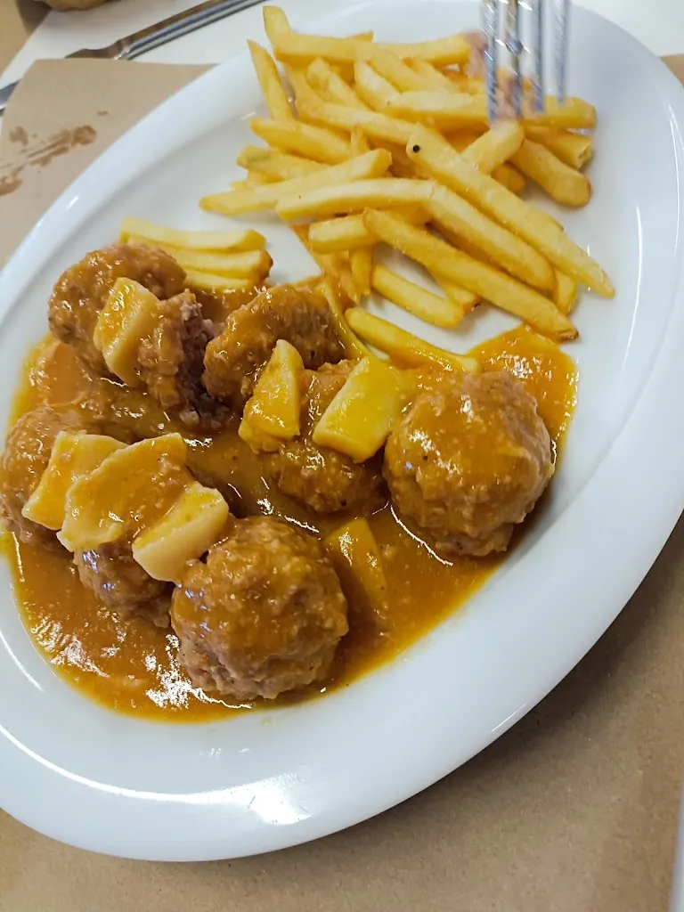 Bar-restaurant El Cruce_Balenyà_slider_image_3