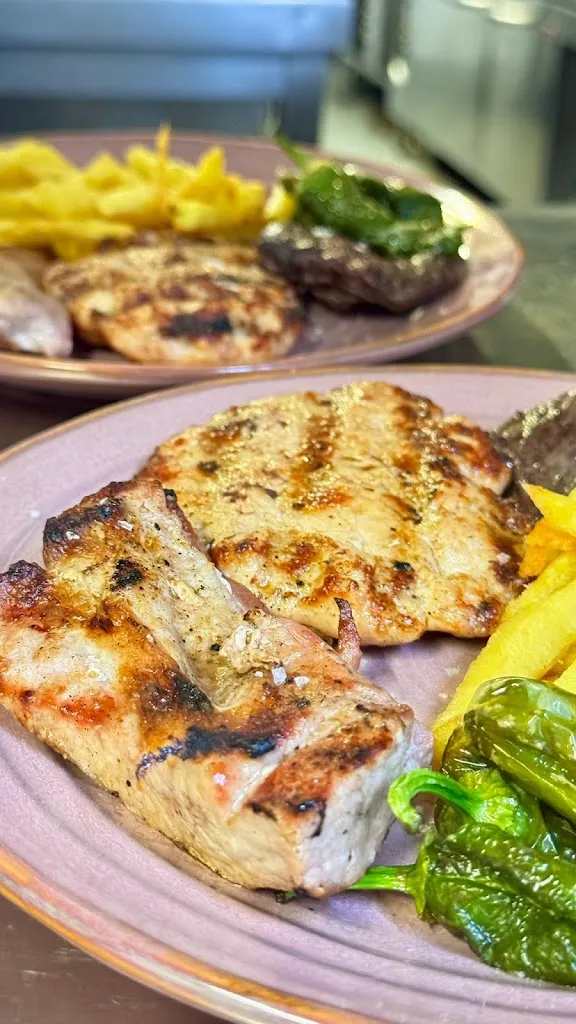 Restaurant El Pinós_Balenyà_slider_image_3