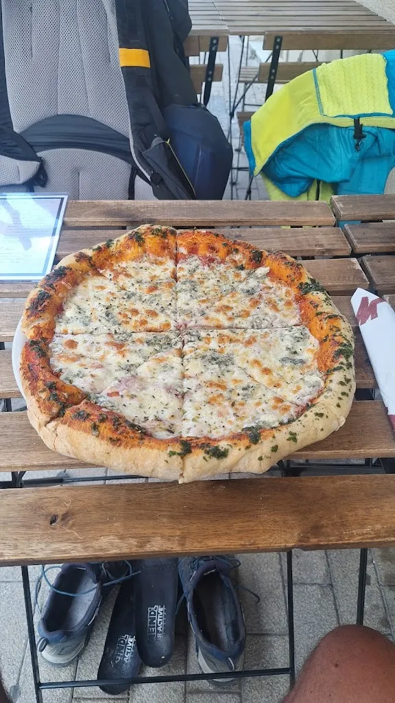 olly wagner_La Brasa_Balenyà_review