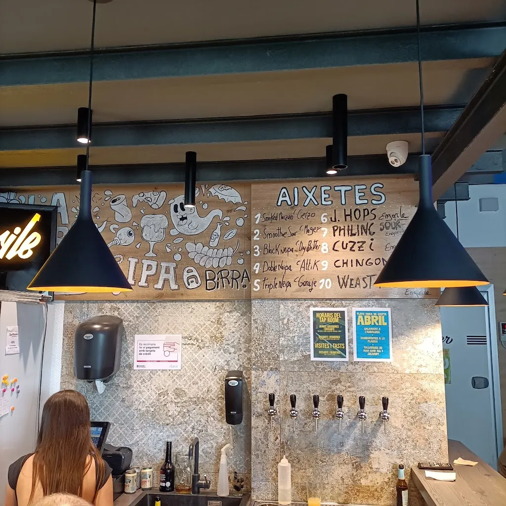 Engorile restaurant in Balenyà