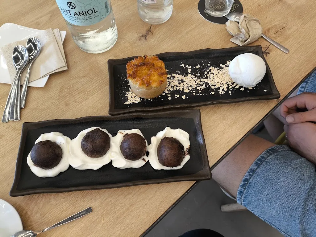 Engorile_Balenyà_slider_image_2