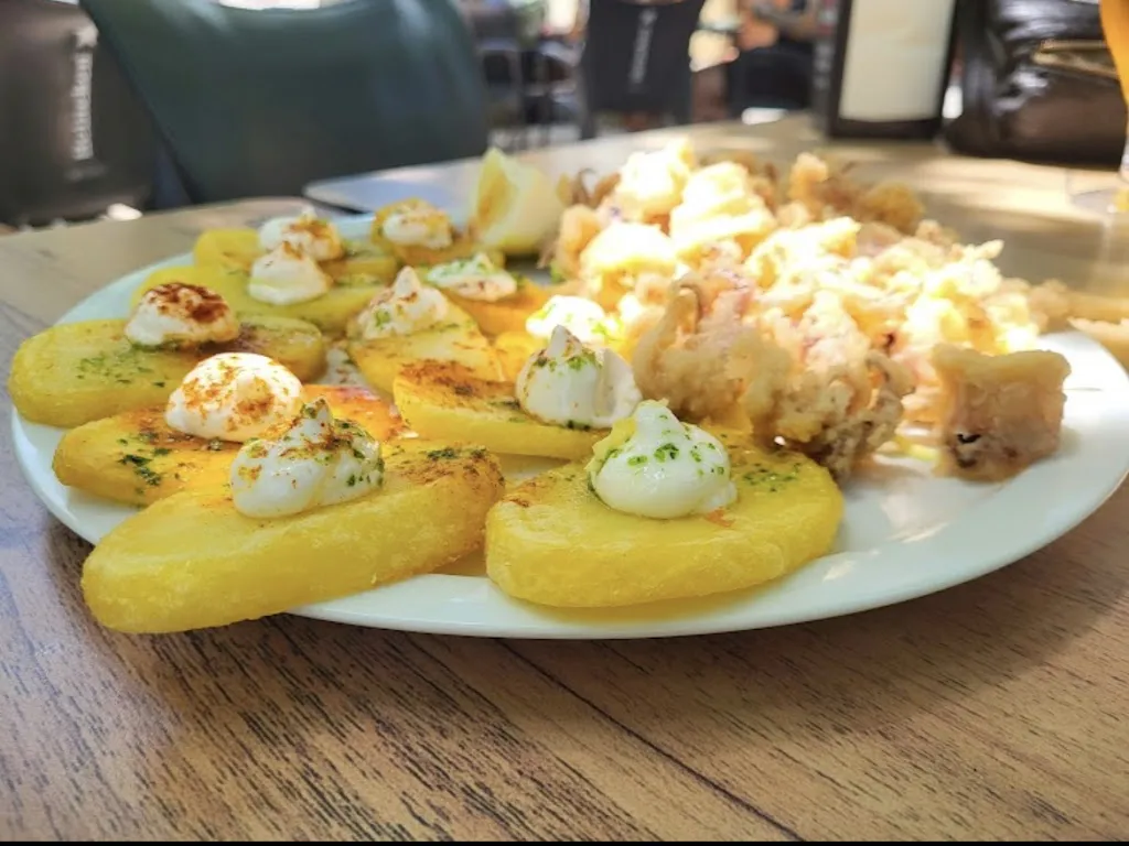 CACHOPERIA CA LA PAKA_Balenyà_slider_image_3