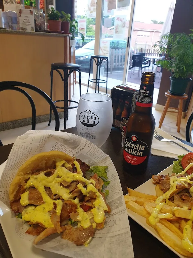 Eduardo Sanz Mateo_King Kebab Negreira_Negreira_review