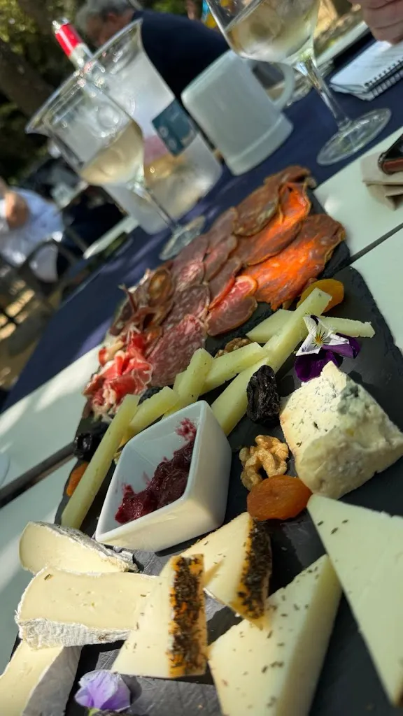 Cristian Montes Garcia_BRASERIA LES ALZINES DAVENCÓ_Balenyà_review