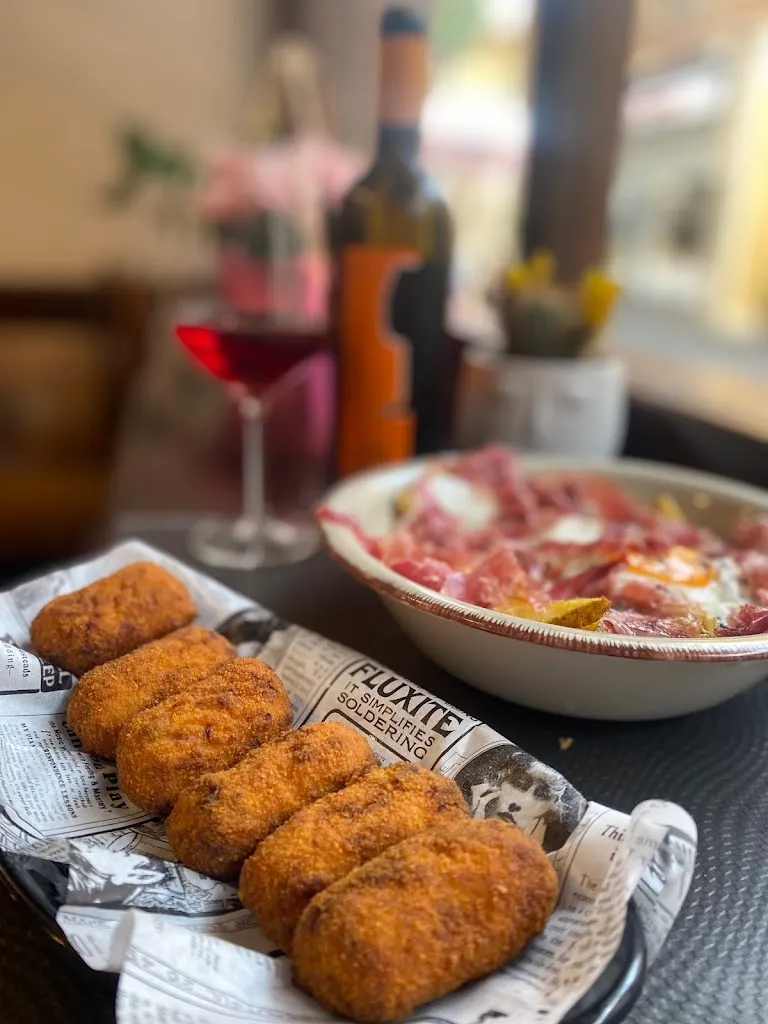 La Cantonada d Begues_Begues_slider_image_2