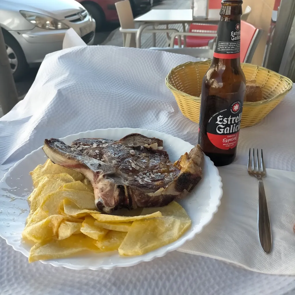 Esther S_Xantar Café Bar_Negreira_review