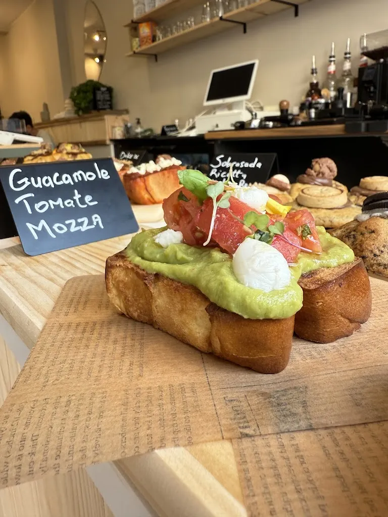 D'aquí_Begues_slider_image_2