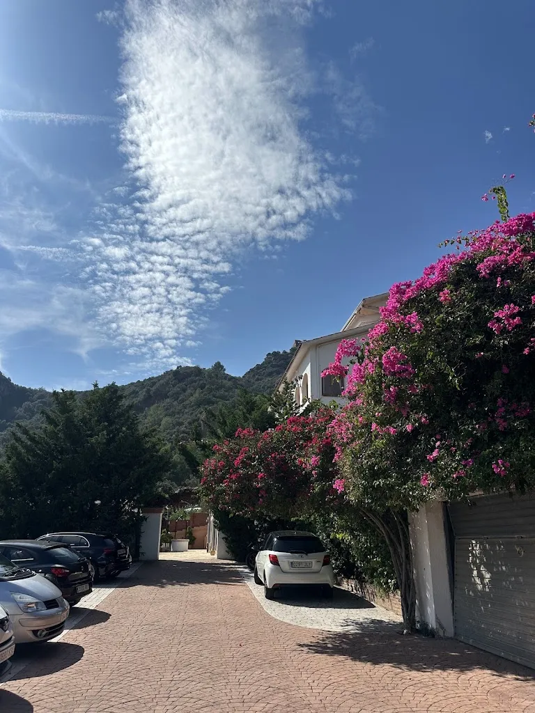 Mary Feiz_Masia Solior_Begues_recensione