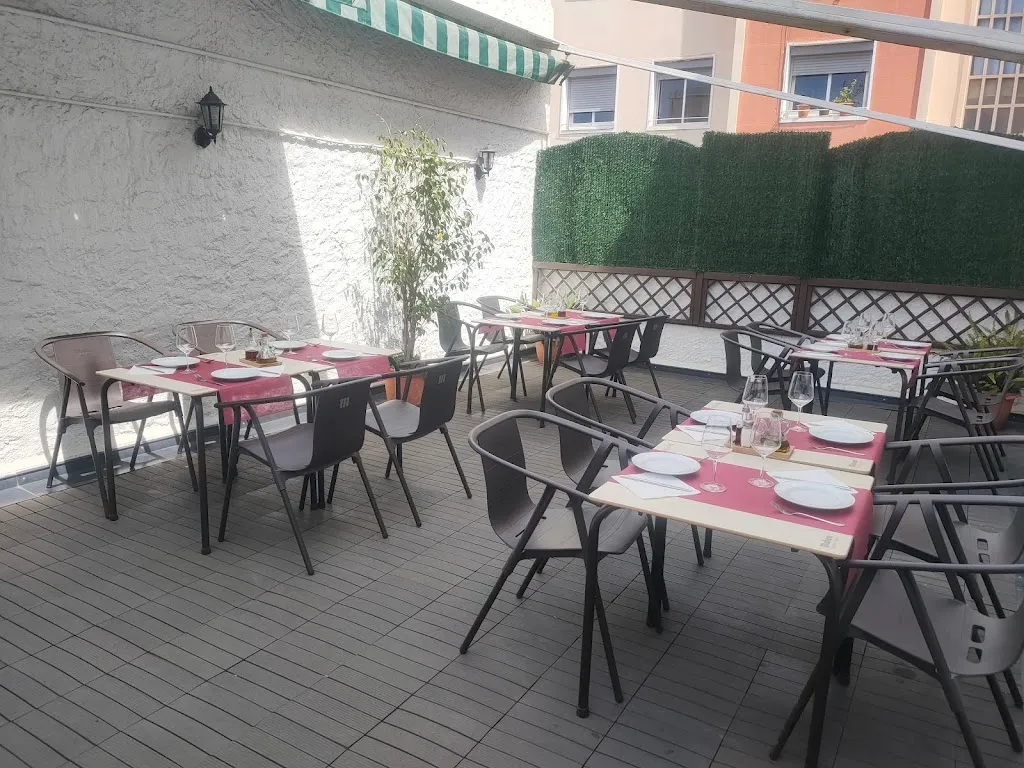 La Garlanda restaurant in Begues