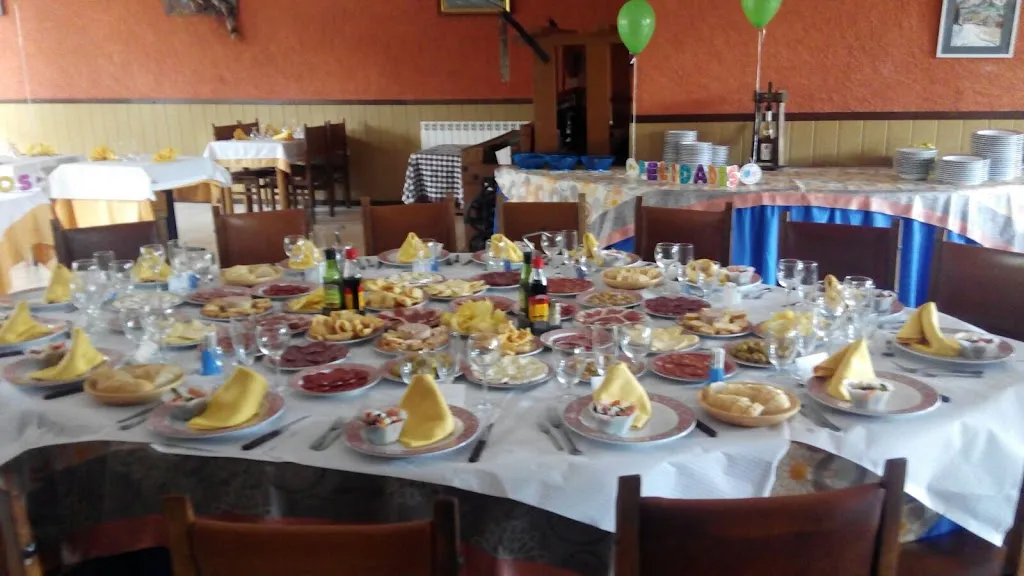 Restaurant Baix Pirineu restaurant in Borredà