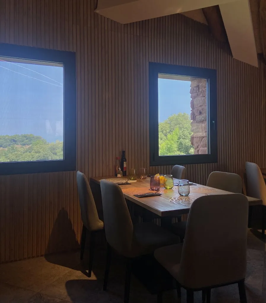 Paula Gil_Can Pasqual_Brull El_recensione