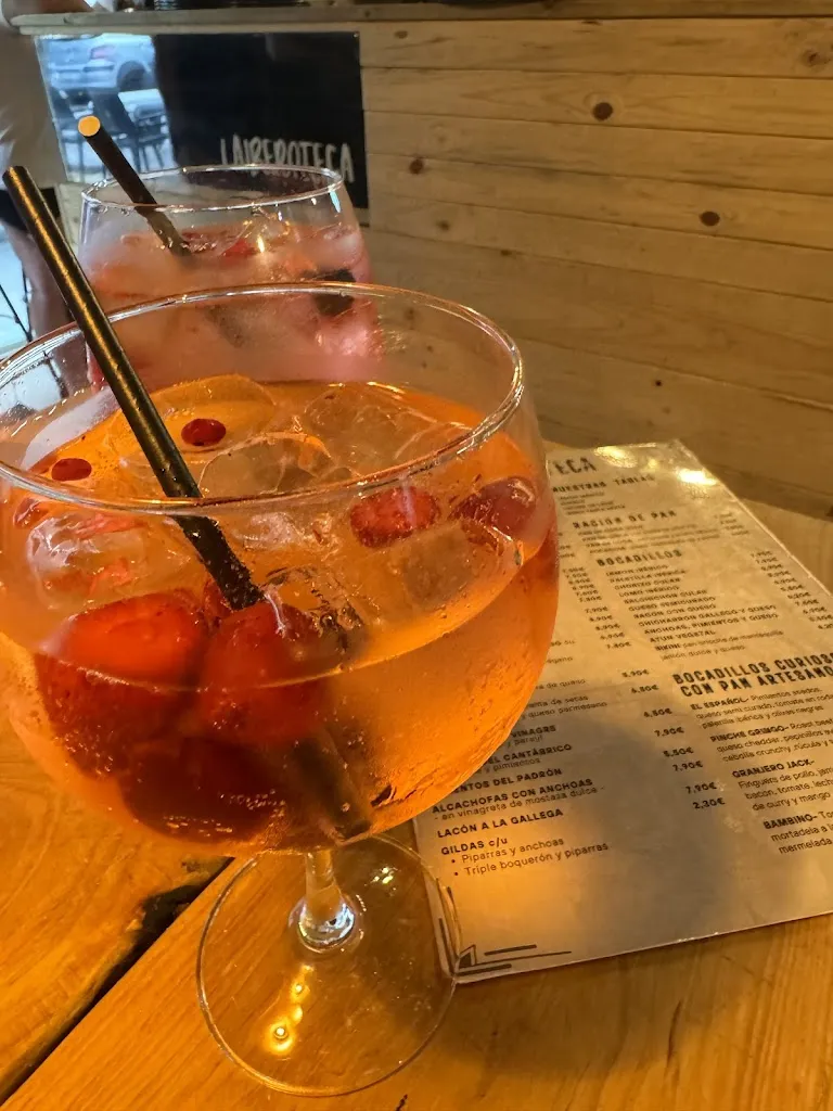 Marisela Morales_LA IBEROTECA_Barberà del Vallès_review