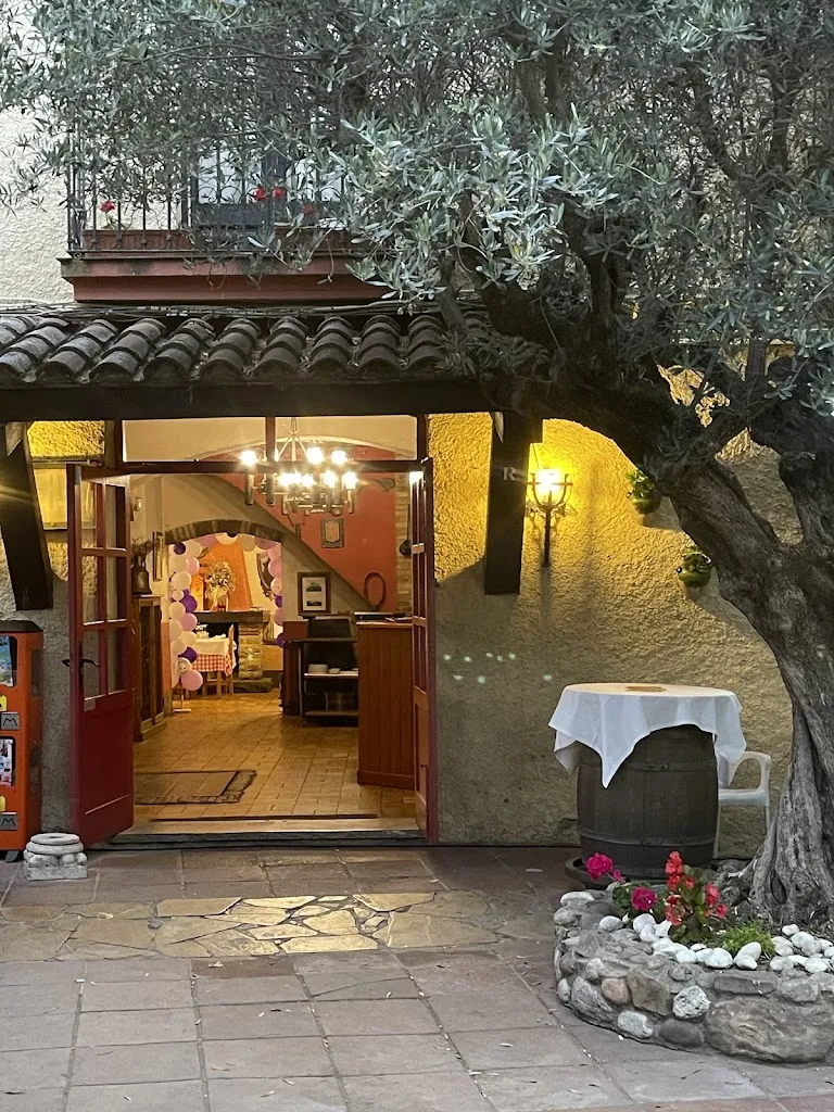 Restaurant Can Escayola restaurant in Barberà del Vallès