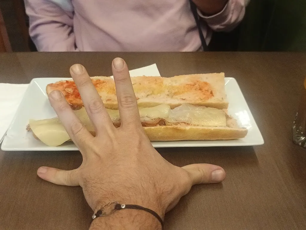 Esteve Riera_Tío Flores Barberà_Barberà del Vallès_recensione