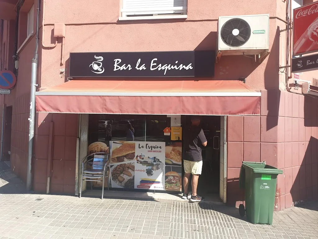 Bar La Esquina restaurant in Barberà del Vallès