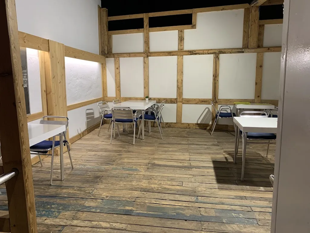 Braseria- Pizzería La Zona II restaurant in Barberà del Vallès