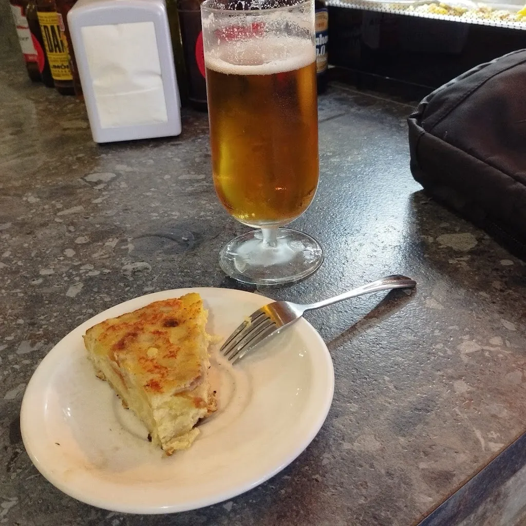 Punt de Trobada Barberà del Vallès restaurant in Barberà del Vallès