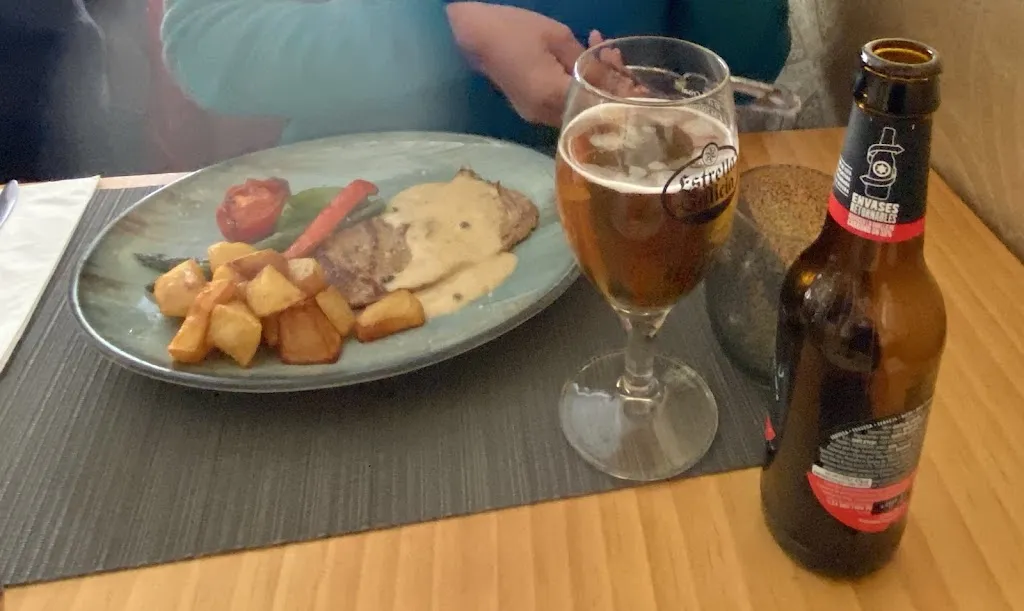 Tom Zeimet_Gretta_Berga_review