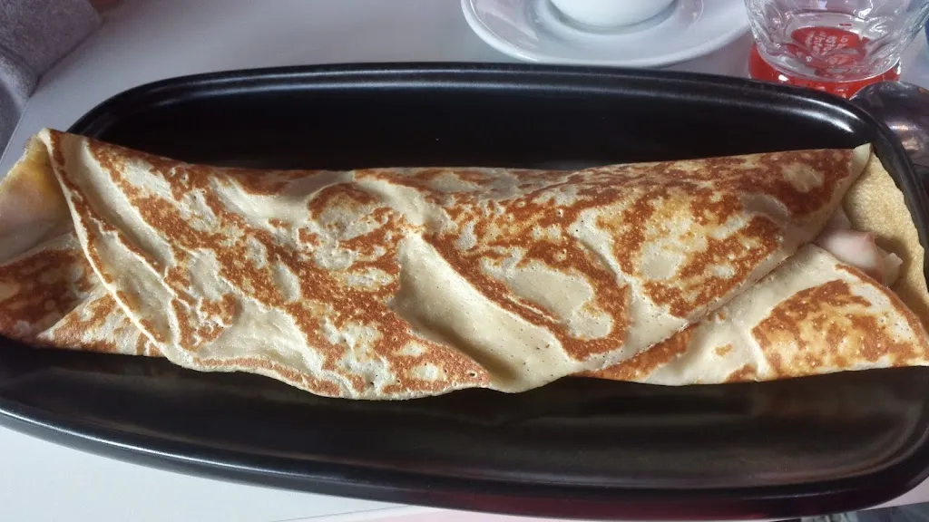 Joan Cueto_Granja Miriam_Berga_review