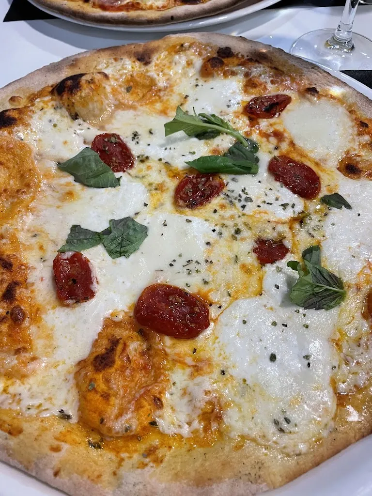 Montse Solans Pomares_Restaurant Il Pomodoro_Berga_review