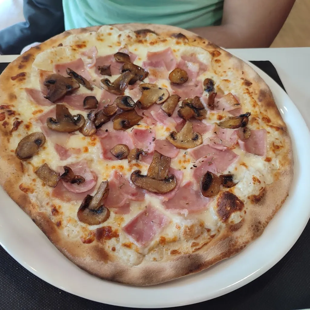 Sandra._Restaurant Il Pomodoro_Berga_review