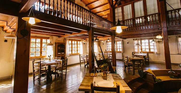 Els Roures Berguedà Restaurant Aparthotel ristorante a Berga