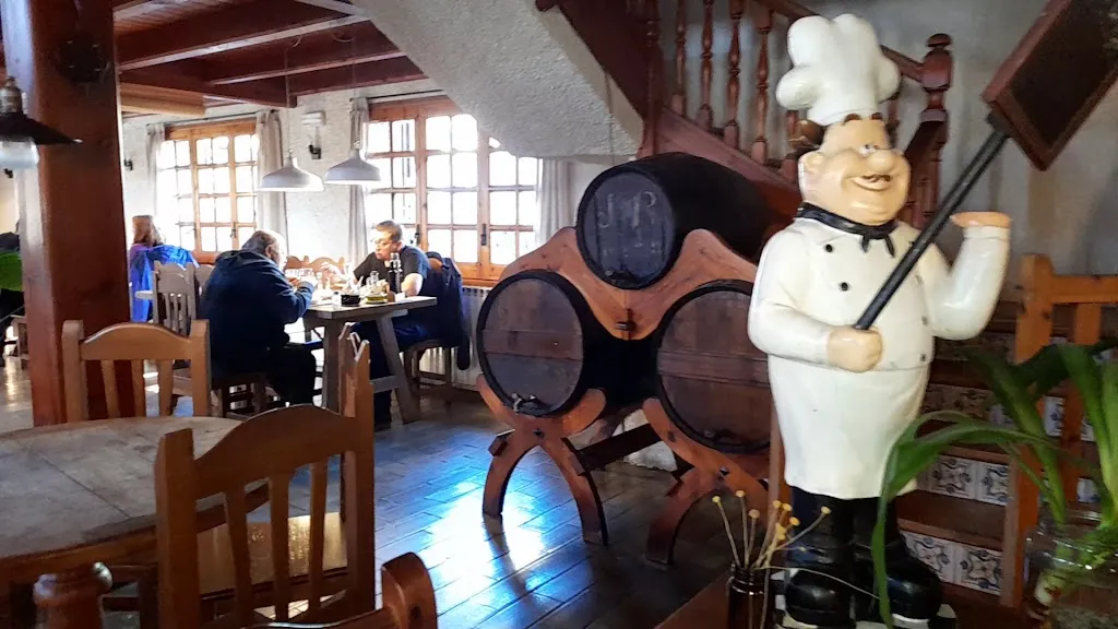 Els Roures Berguedà Restaurant Aparthotel_Berga_slider_image_2