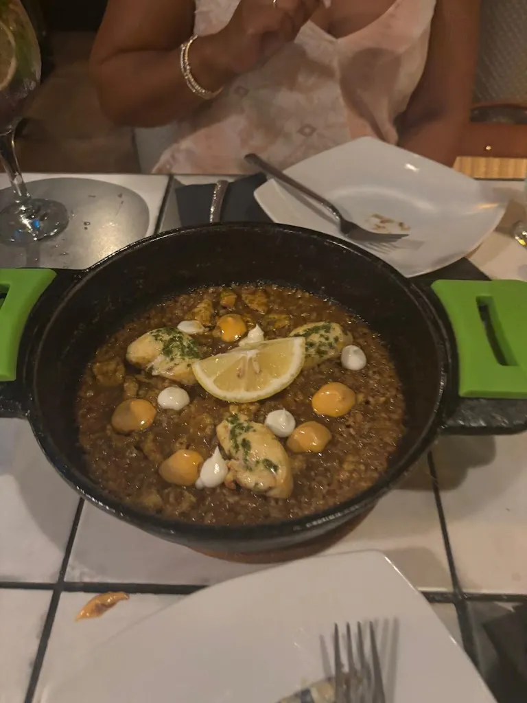 alisha davison_Viana Barcelona_Barcelona_review