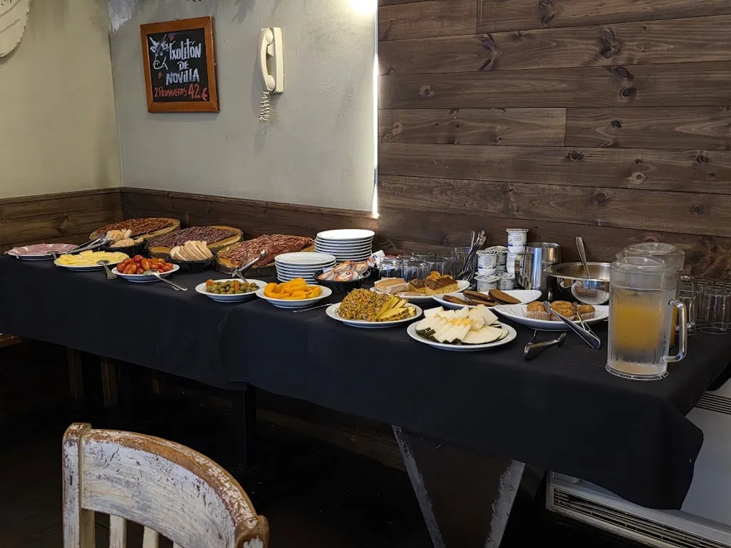 Barcelona 8 (Madrid)_Barcelona_slider_image_2