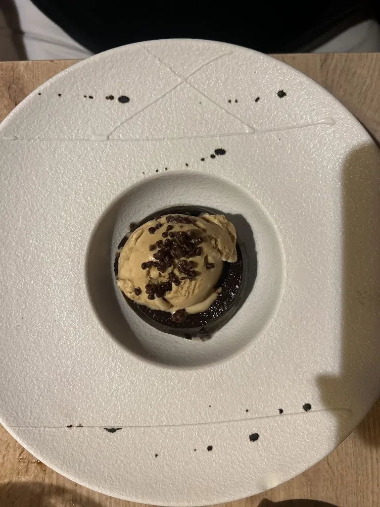 Tonya_Cera 23_Barcelona_review