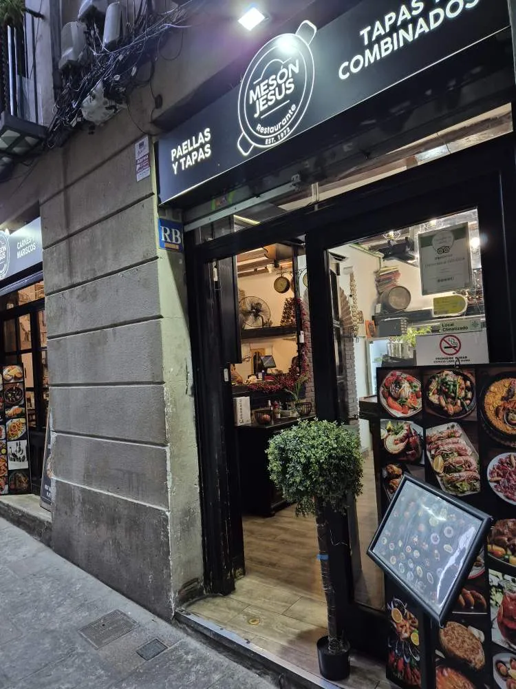 Jesús Restaurant_Barcelona_slider_image_3