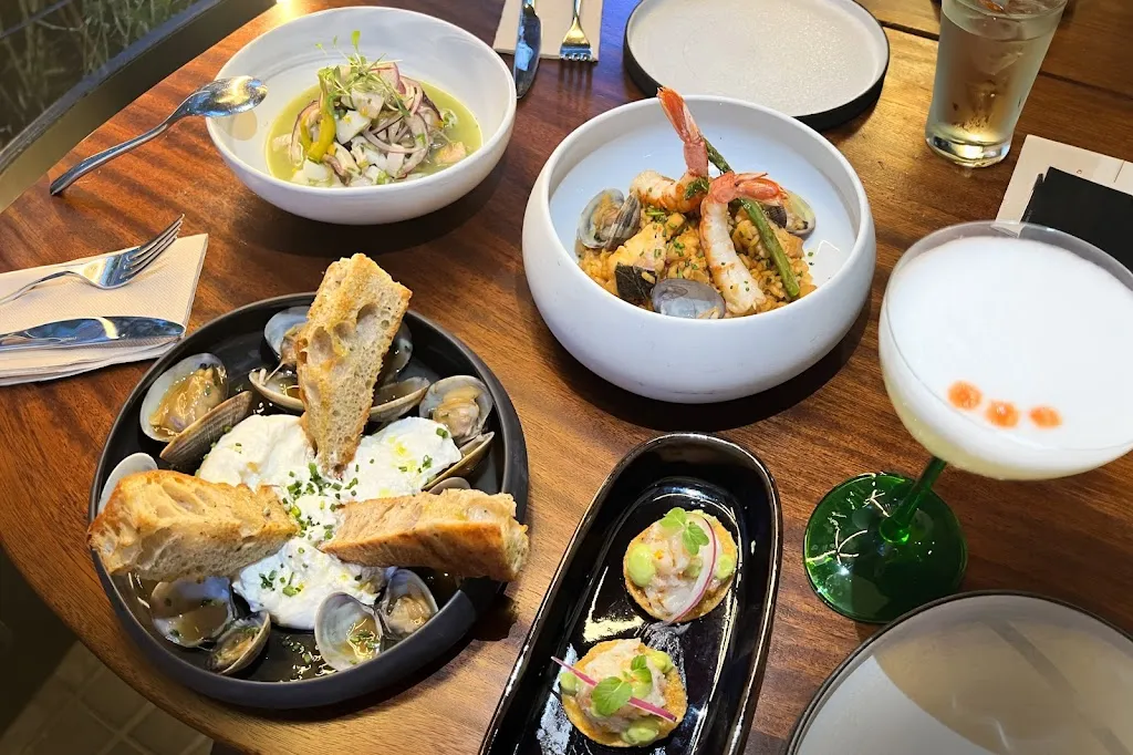 Quesarium Restaurant & Cocktails_Barcelona_slider_image_3