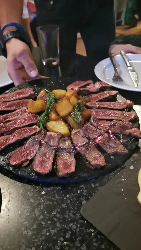 LOKAL BAR_Barcelona_slider_image_2