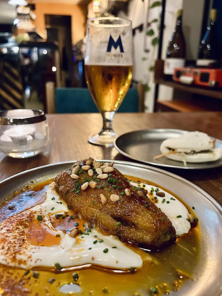 Clementine Halverson_Faire Tapas & Wine_Barcelona_review