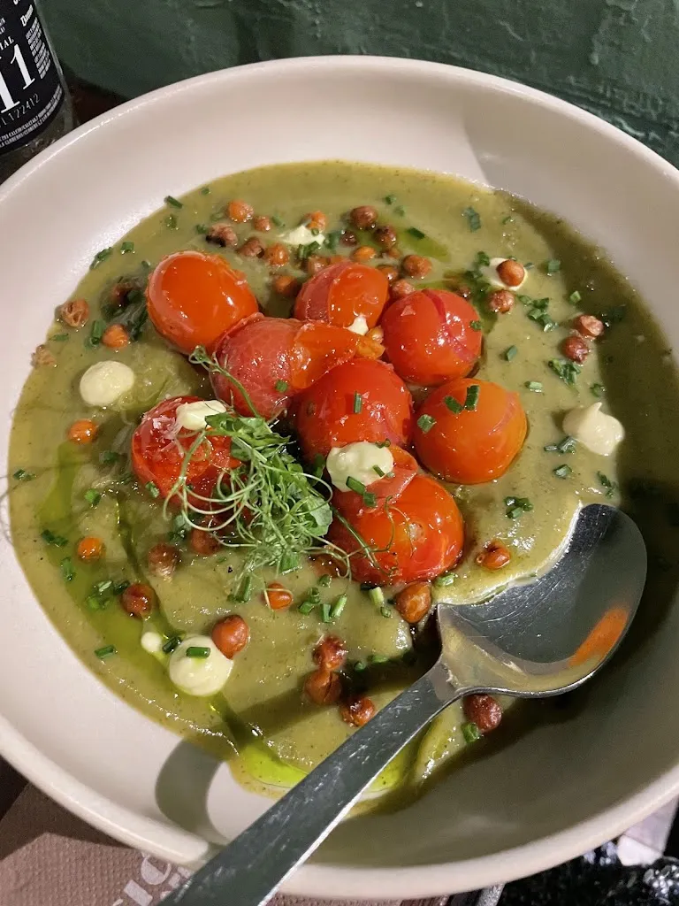 Verena Hinterberger_Colección by Sensi_Barcelona_review