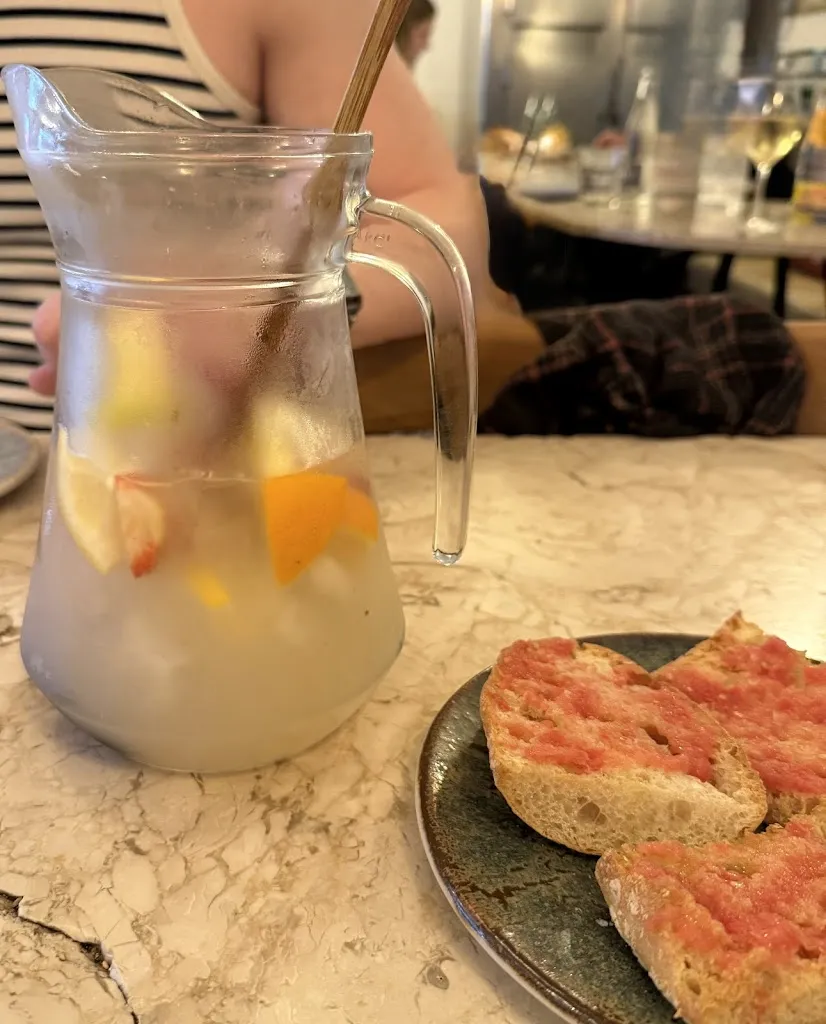 Jay Today_Restaurant La Taverneta Barcelona_Barcelona_review