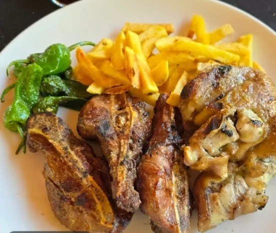 La Font de la Pineda_Bigues i Riells_slider_image_3